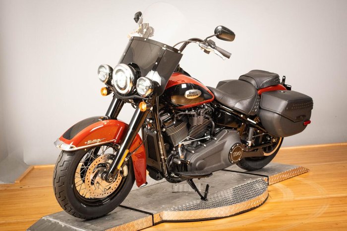 2024 Harley-Davidson Heritage Classic 114 (FLHCS) Softail Black