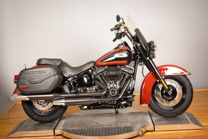 2024 Harley-Davidson Heritage Classic 114 (FLHCS) Softail Black