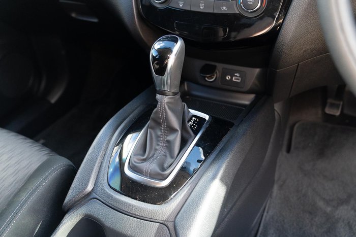 2021 Nissan X-TRAIL ST