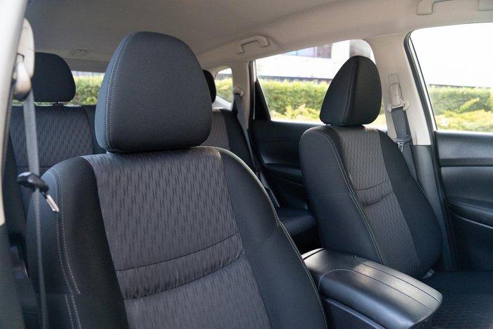 2021 Nissan X-TRAIL ST