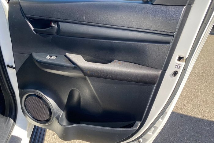 2017 Toyota Hilux SR