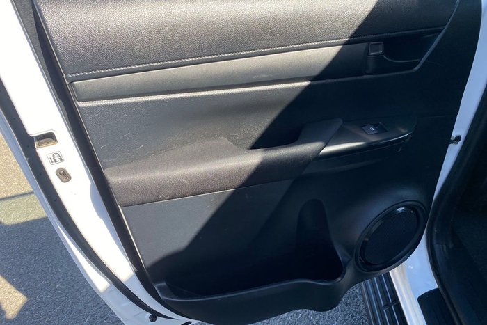 2017 Toyota Hilux SR