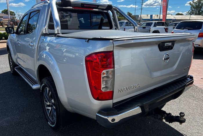 2020 Nissan Navara ST