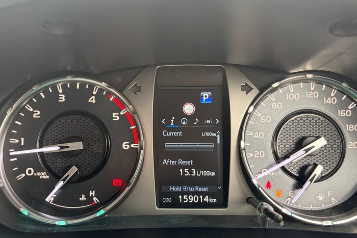 2021 Toyota Hilux SR5