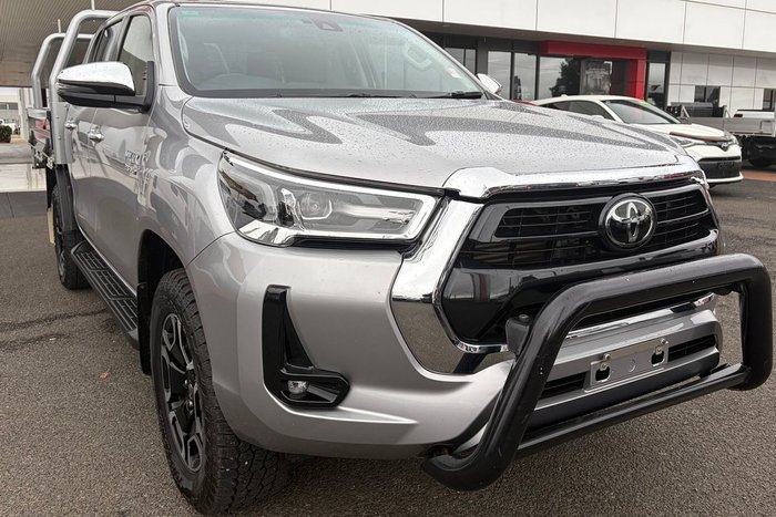 2021 Toyota Hilux SR5