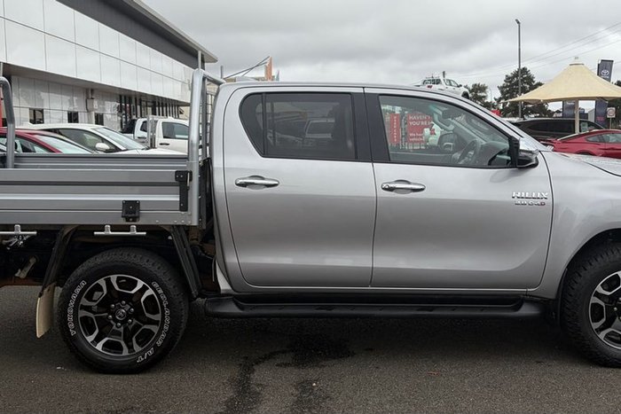 2021 Toyota Hilux SR5