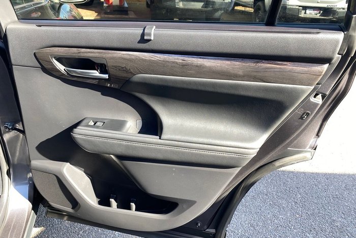 2021 Toyota Kluger Grande