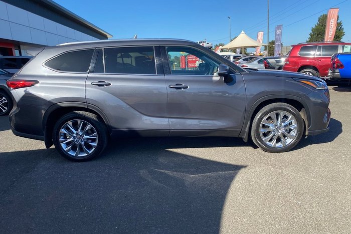 2021 Toyota Kluger Grande