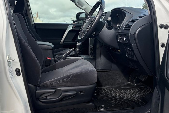 2022 Toyota Landcruiser Prado GXL