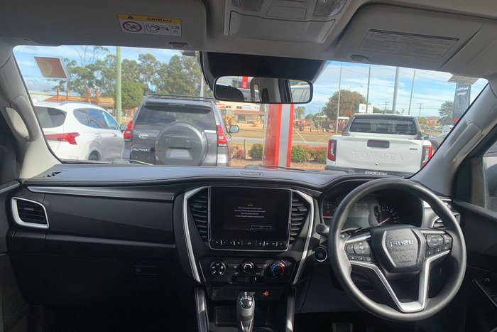 2021 Isuzu MU-X LS-M