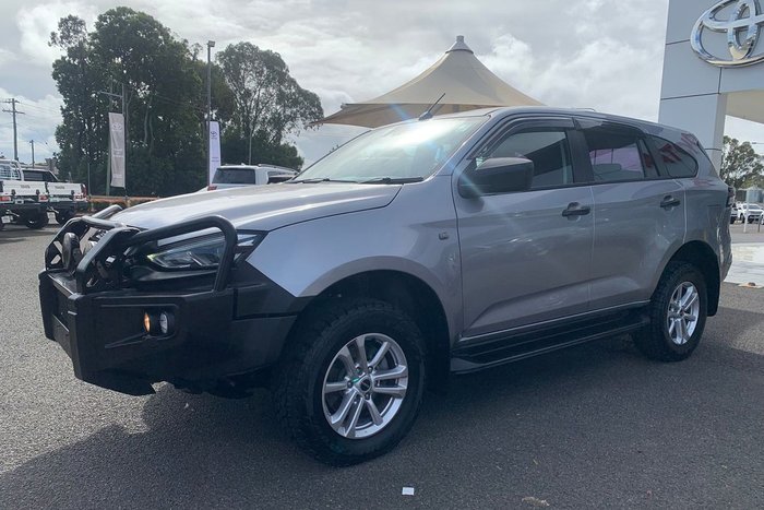 2021 Isuzu MU-X LS-M