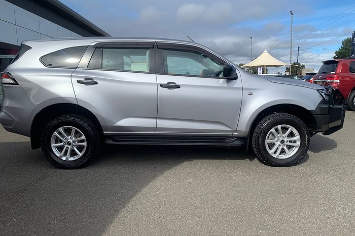 2021 Isuzu MU-X LS-M