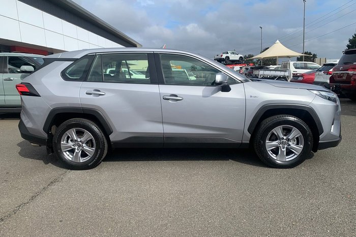 2024 Toyota RAV4 GX