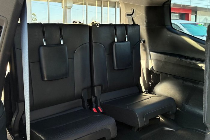 2023 Toyota Landcruiser VX
