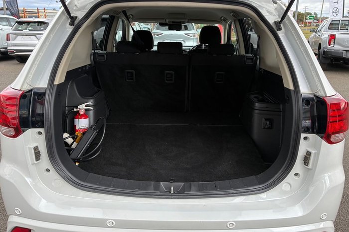 2021 Mitsubishi Outlander PHEV ES