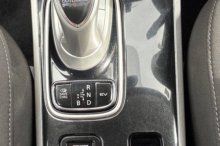 2021 Mitsubishi Outlander PHEV ES