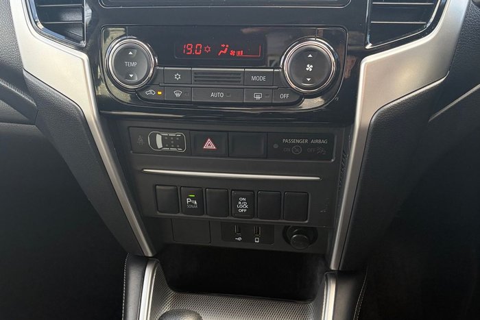 2022 Mitsubishi Triton GLX-R