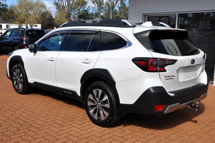 2023 Subaru Outback AWD Touring XT