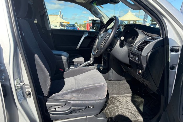 2022 Toyota Landcruiser Prado GXL