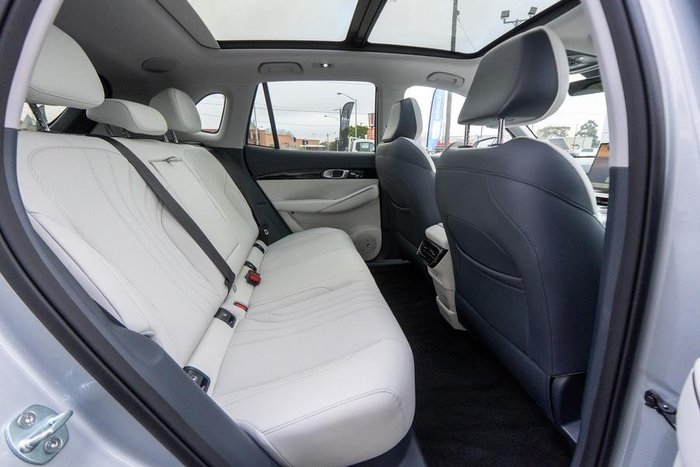 2026 Geely Starray EM-i Inspire