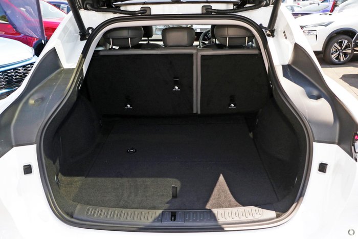 2026 MG IM6 Premium S12L MY25 Athena White