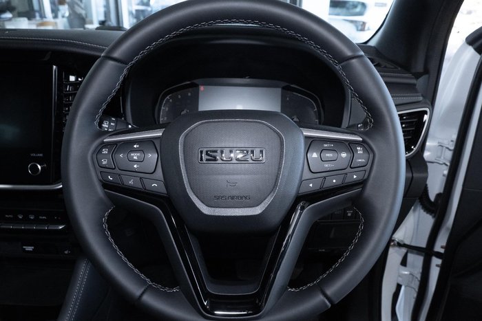 2025 Isuzu MU-X LS-T