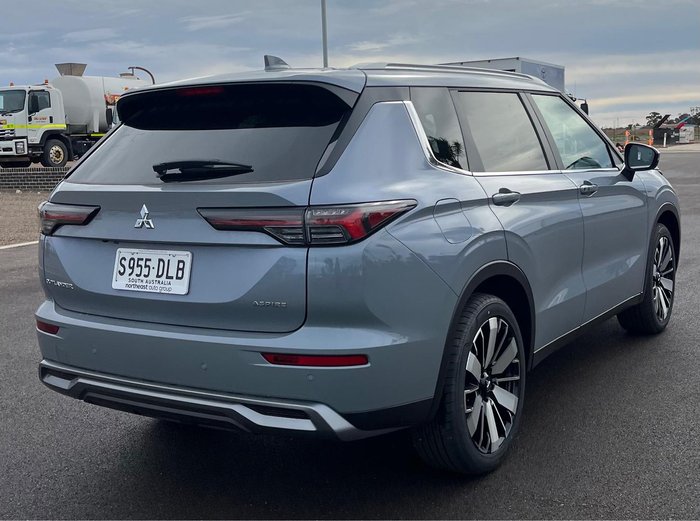2026 Mitsubishi Outlander Aspire