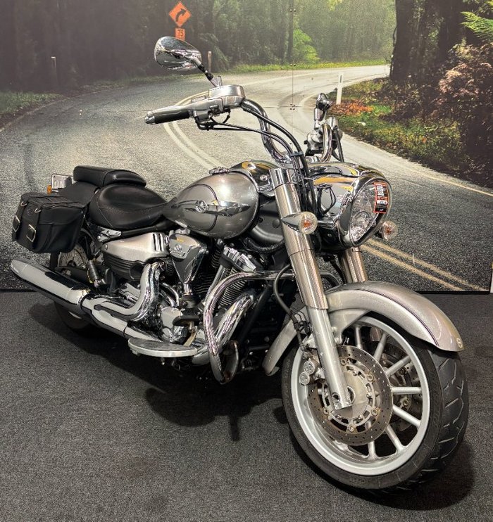 2013 Yamaha XV1900A Silver