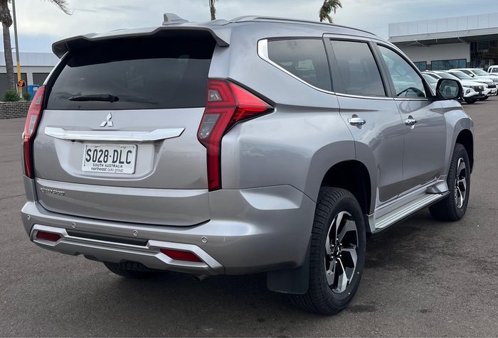 2024 Mitsubishi Pajero Sport GLS