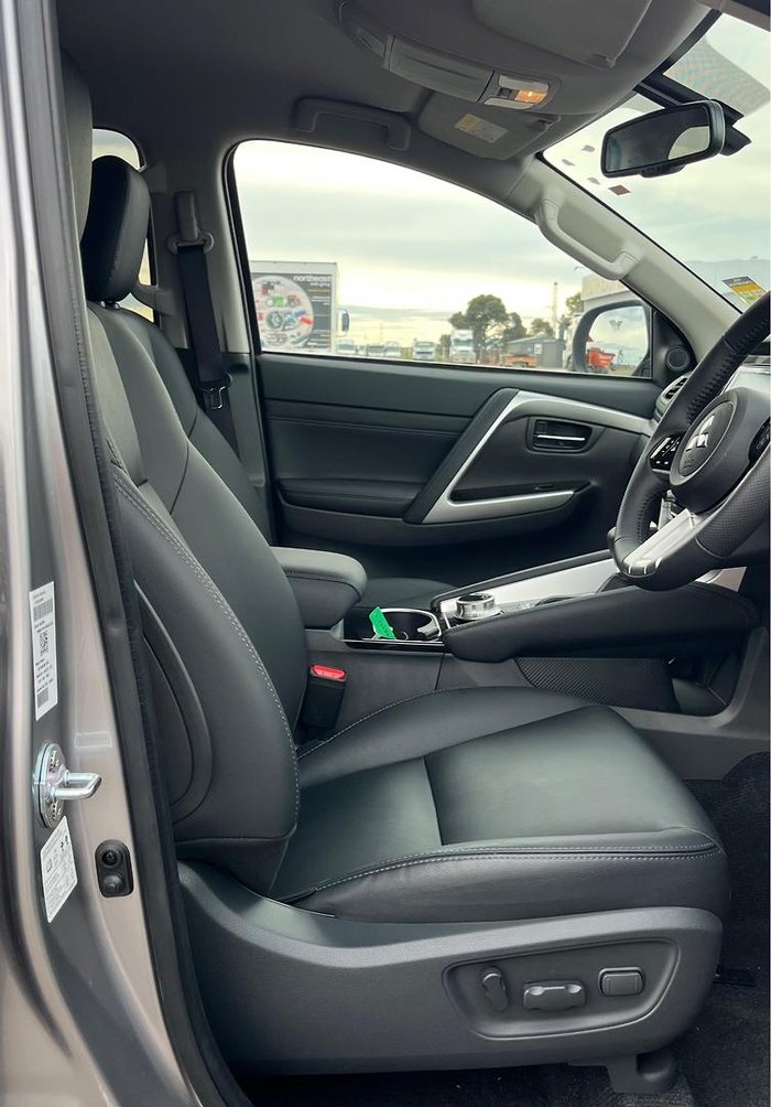2024 Mitsubishi Pajero Sport GLS