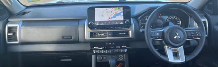 2025 Mitsubishi Triton GLS