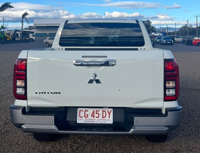 2025 Mitsubishi Triton GLS