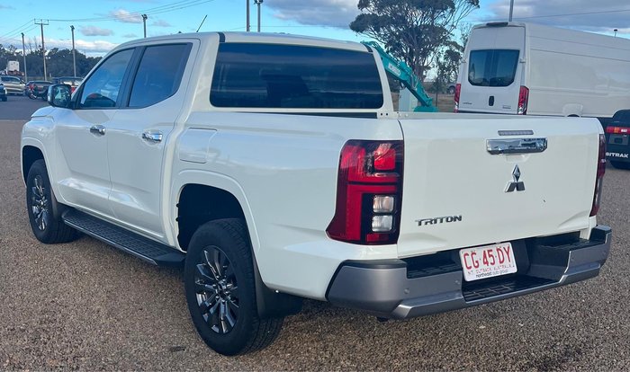 2025 Mitsubishi Triton GLS