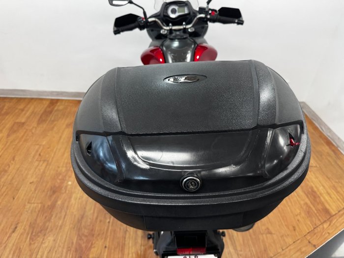 2016 Suzuki DL650 V-STROM RED