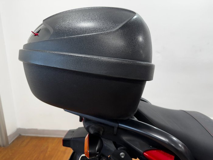 2016 Suzuki DL650 V-STROM RED