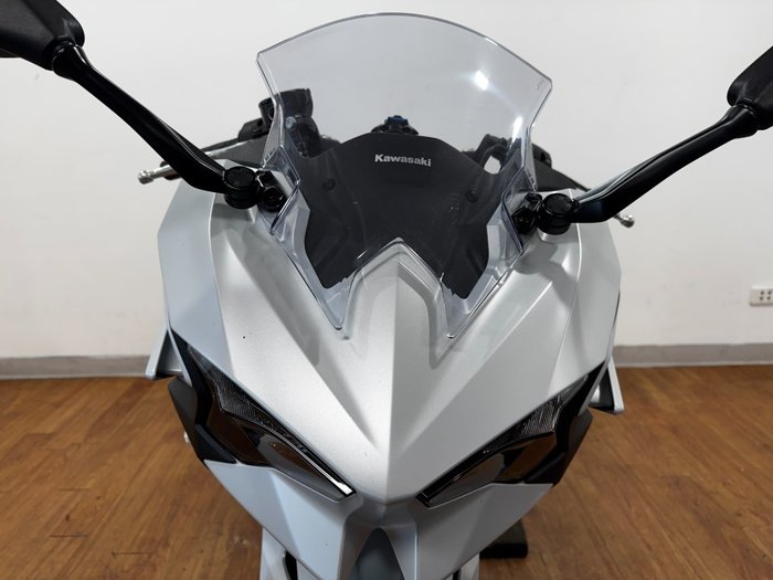 2024 Kawasaki NINJA 500 WHITE