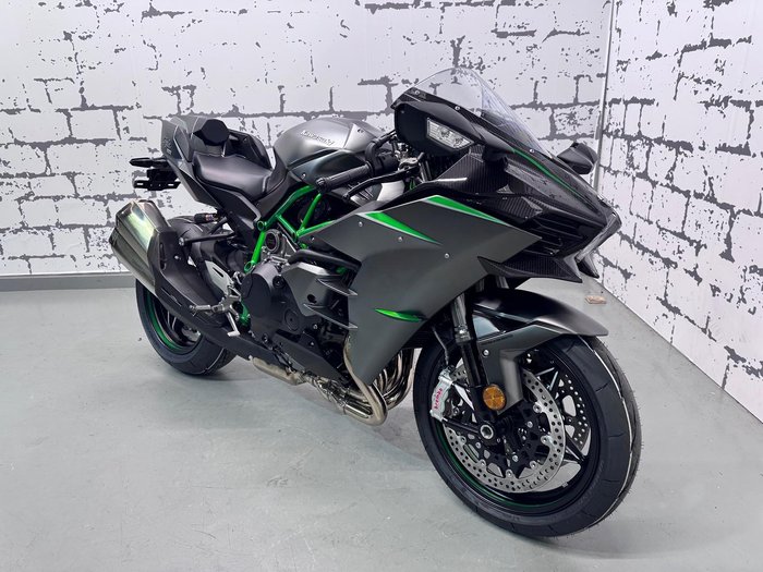 2025 Kawasaki Ninja H2 (ZX1002J) Ninja H2 Grey