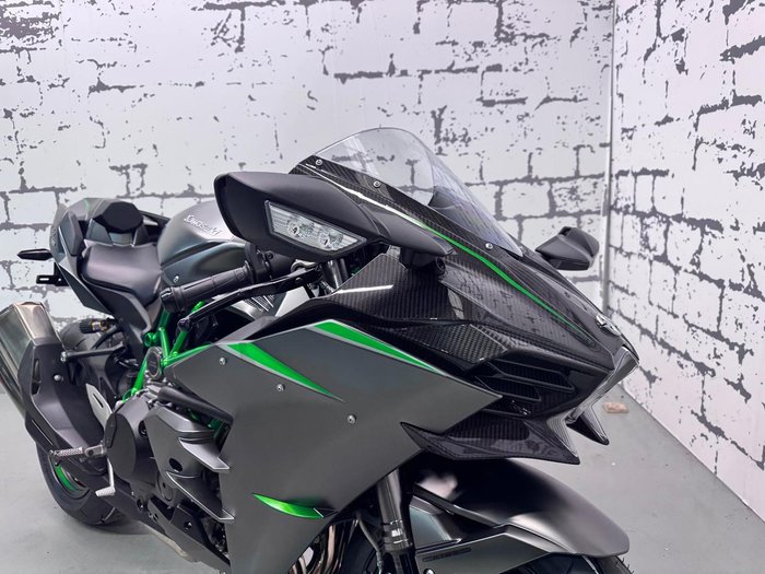 2025 Kawasaki Ninja H2 (ZX1002J) Ninja H2 Grey