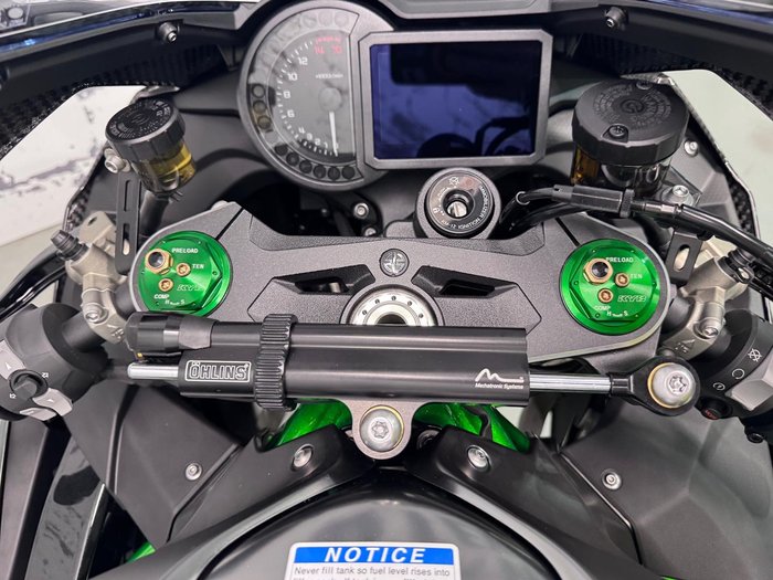 2025 Kawasaki Ninja H2 (ZX1002J) Ninja H2 Grey