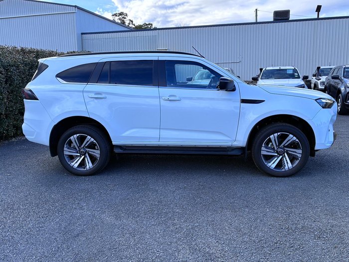 2025 Isuzu MU-X LS-T