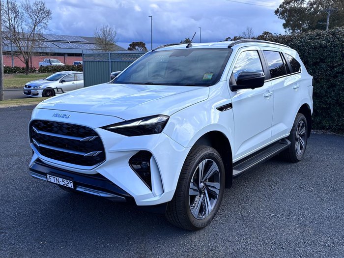 2025 Isuzu MU-X LS-T
