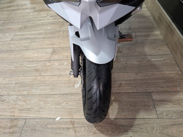 2025 Kawasaki NINJA 500 WHITE