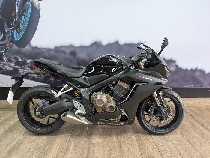 2021 Honda CBR650R Black