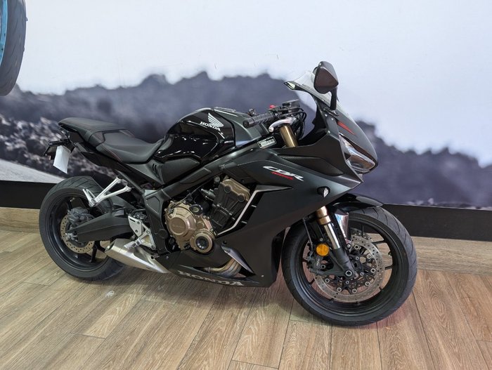 2021 Honda CBR650R Black