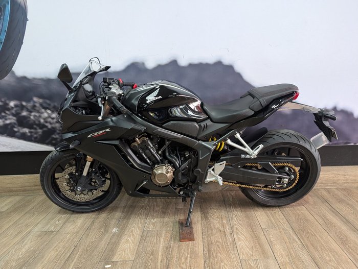 2021 Honda CBR650R Black
