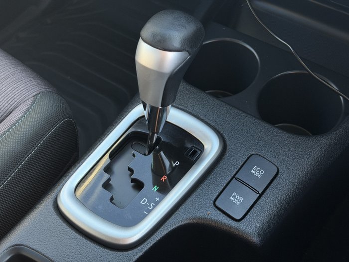 2017 Toyota Hilux SR5