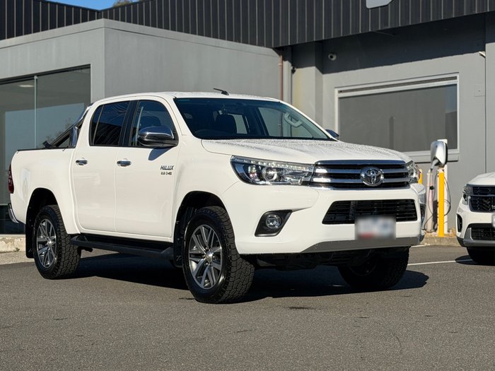 2017 Toyota Hilux SR5