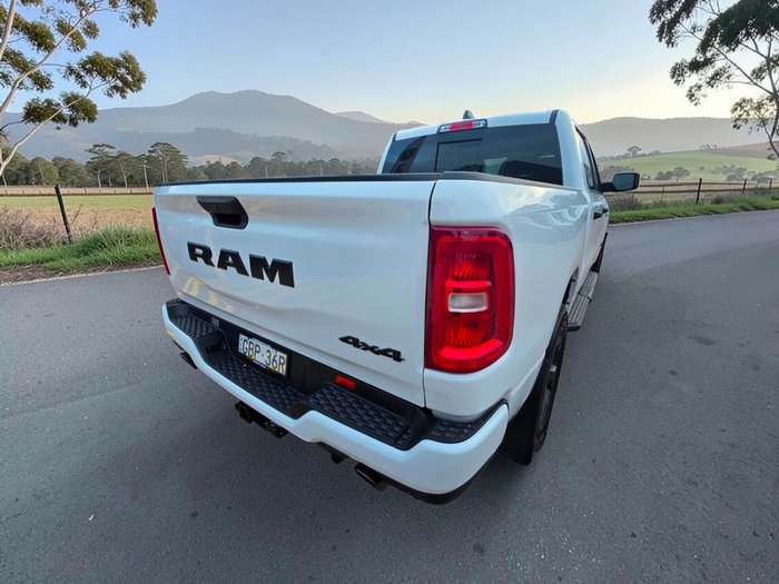2026 Ram 1500 Express Black Edition Hurricane SO