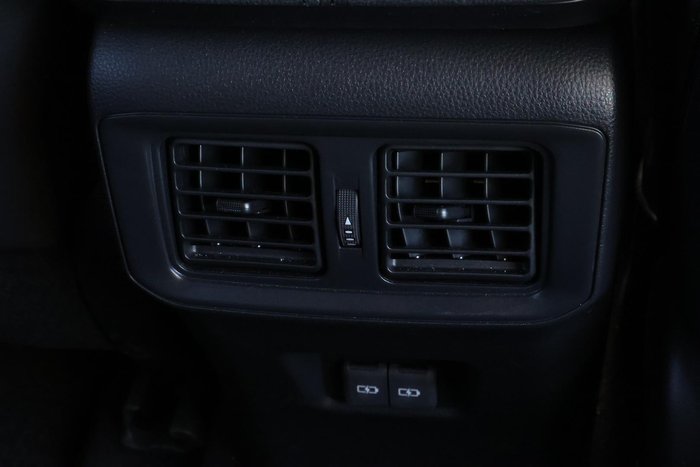 2024 Toyota RAV4 XSE