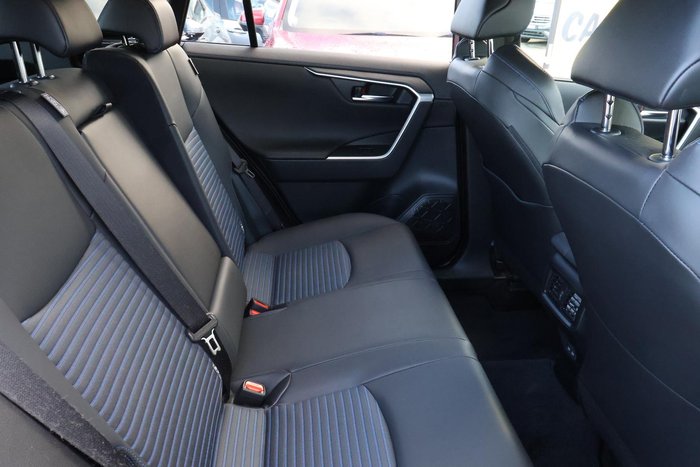 2024 Toyota RAV4 XSE